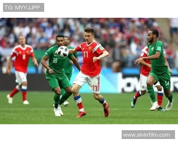 足球明星背后的萌宠故事揭秘与他们的情感纽带